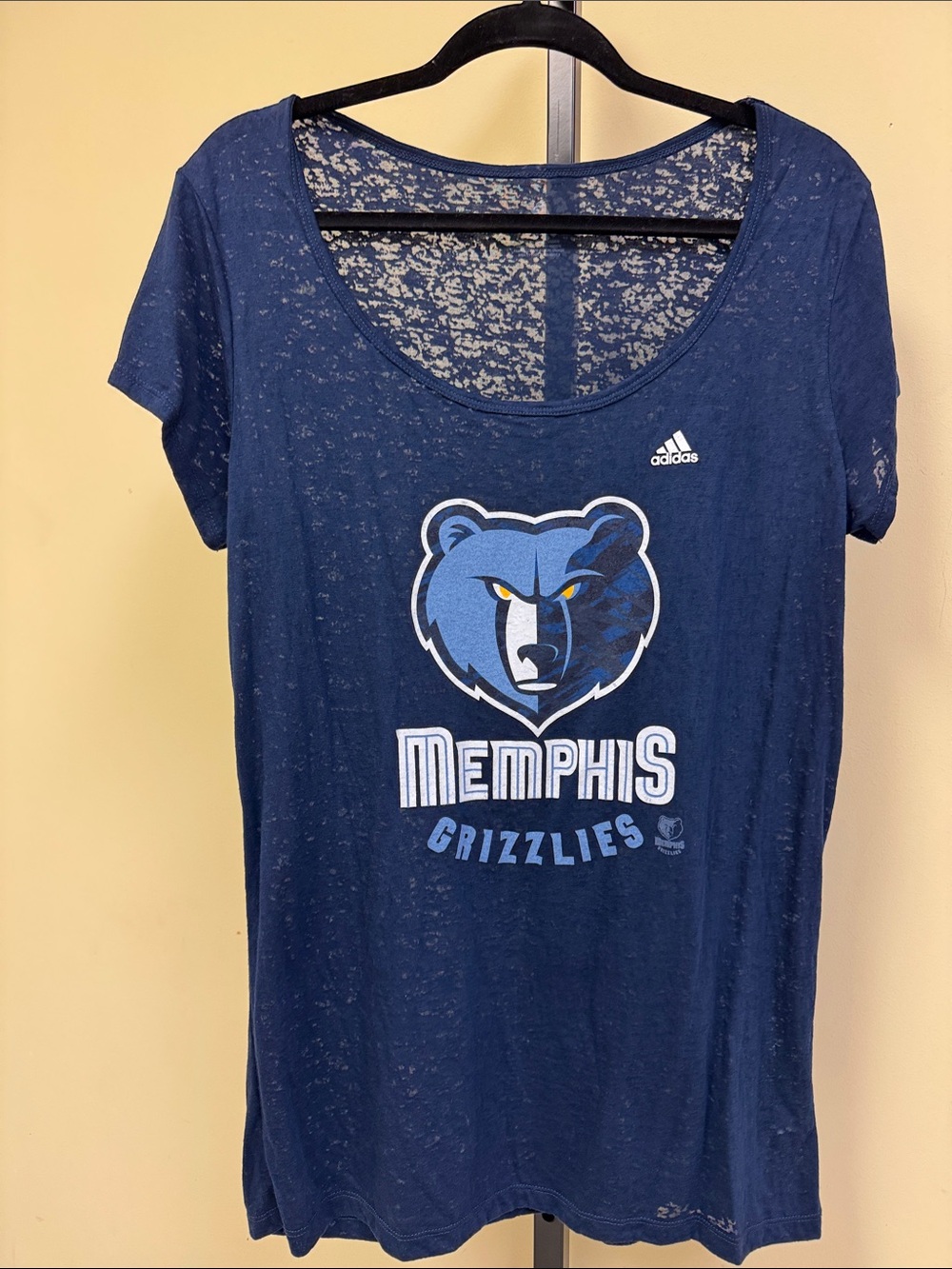 adidas Women’s Navy Memphis Grizzlies Scoop Neck Tee